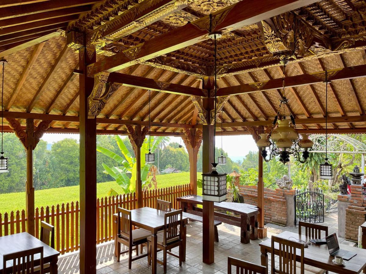 The Sangkih Villa Restaurant & Bar Munduk Exterior foto